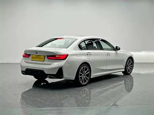 BMW 3 Series 2025