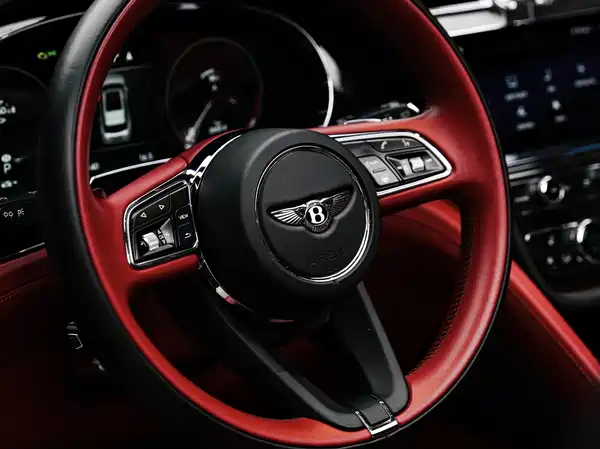 Bentley Bentayga 2021