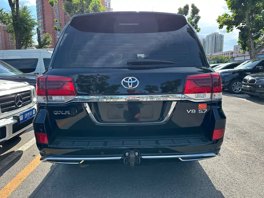 Toyota Land Cruiser 2018 — фото 5