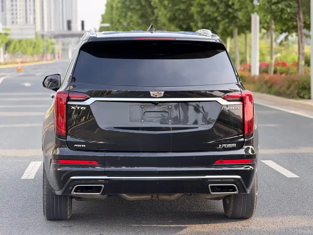 Cadillac XT6 2022 — фото 6