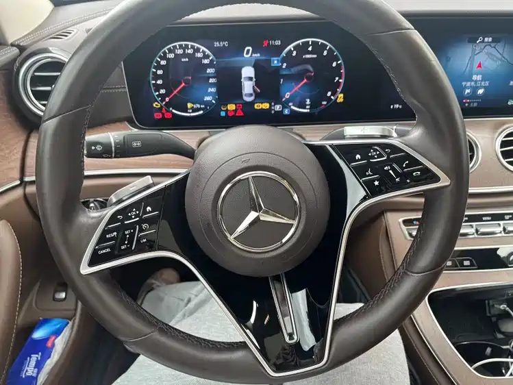 Mercedes-Benz E-Class 2021