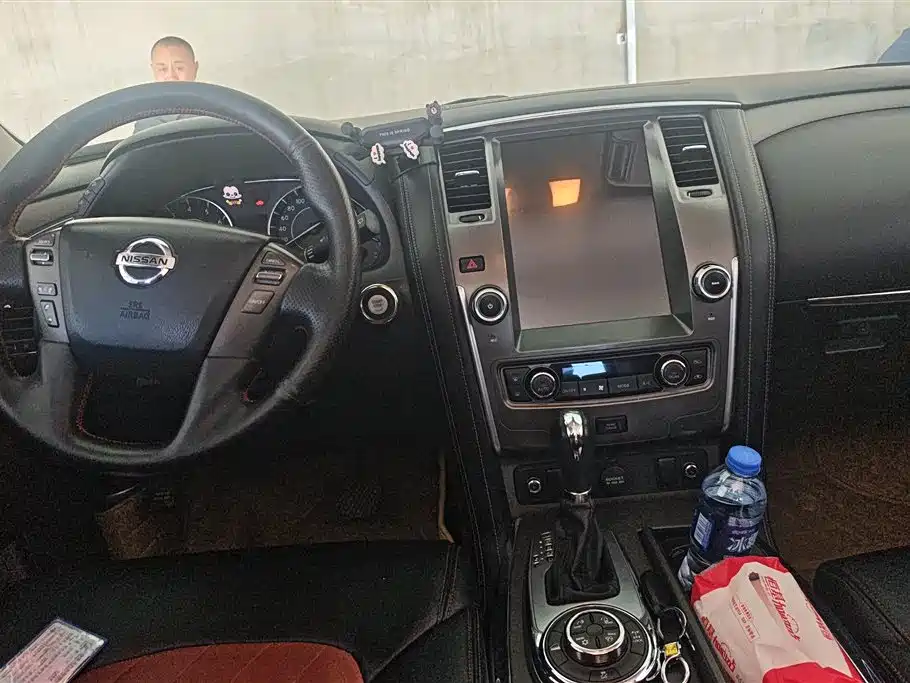 Nissan Patrol 2018 — фото 12