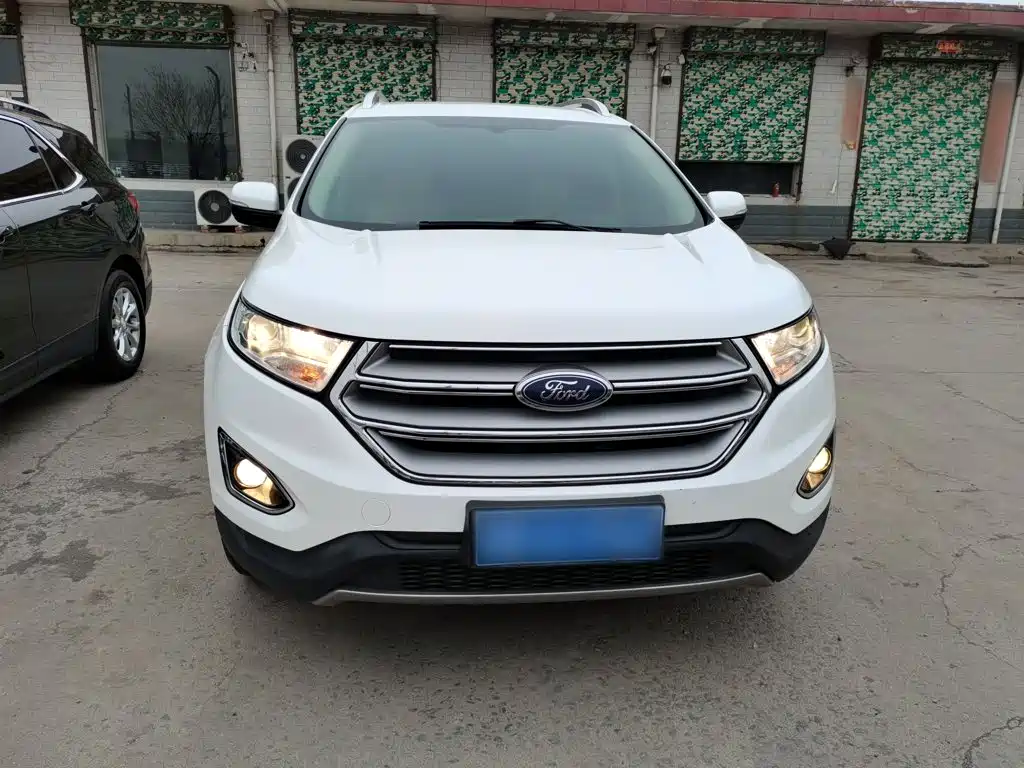 Ford Edge 2017 — фото 3