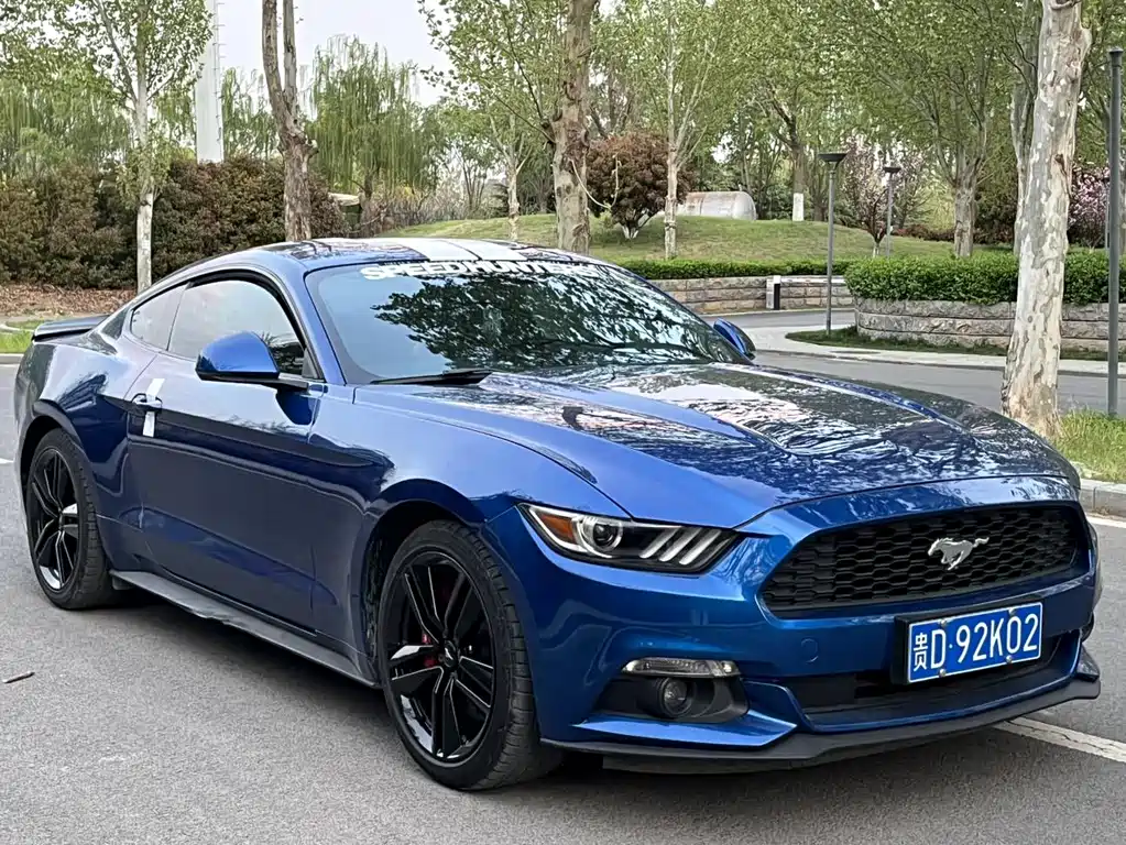 Ford Mustang 2018 — фото 7
