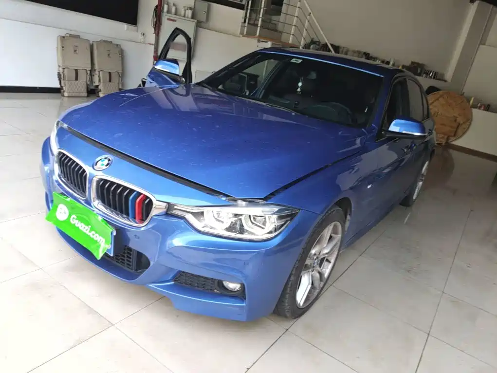 BMW 3 Series 2017 — фото 1