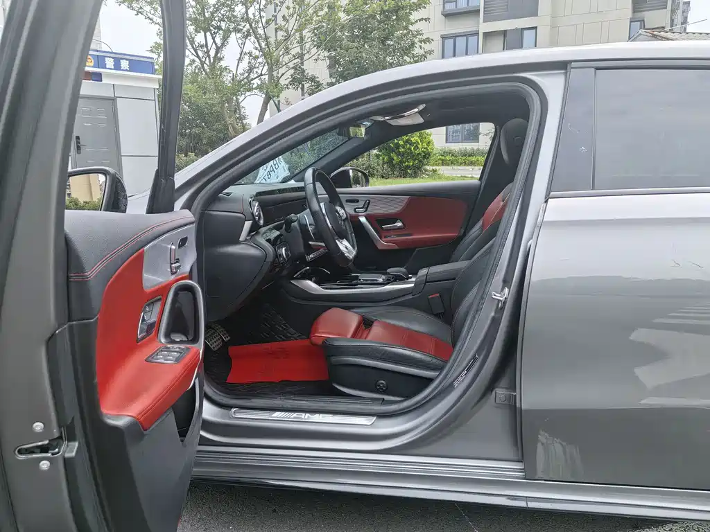 Mercedes-Benz A-Class AMG 2020 — фото 9
