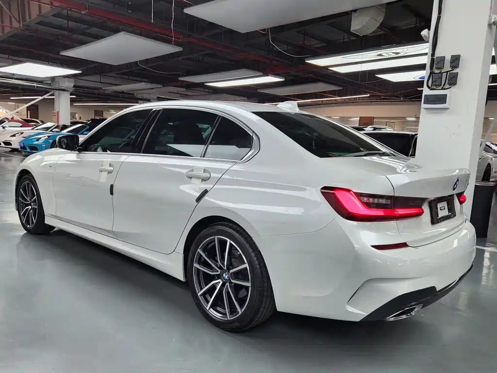 BMW 3 Series 2020 — фото 13