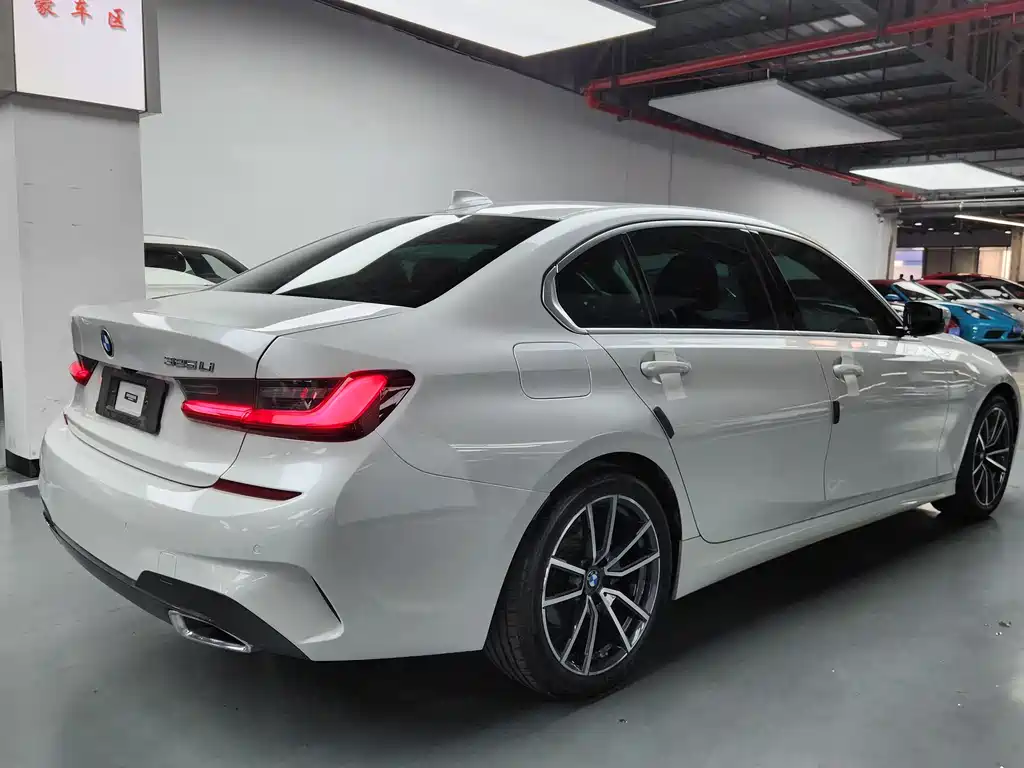 BMW 3 Series 2020 — фото 15