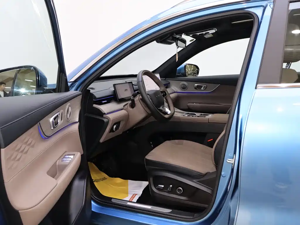 Chery Tiggo 8 PLUS C-DM 2025 — фото 15