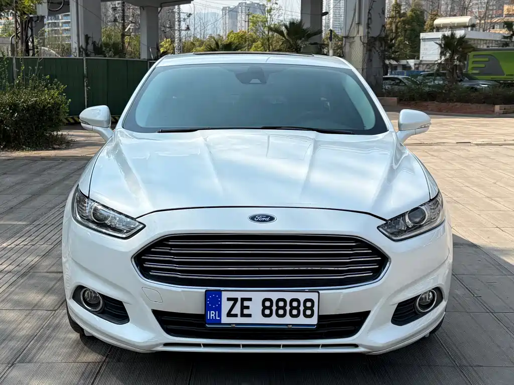Ford Mondeo 2015 — фото 2