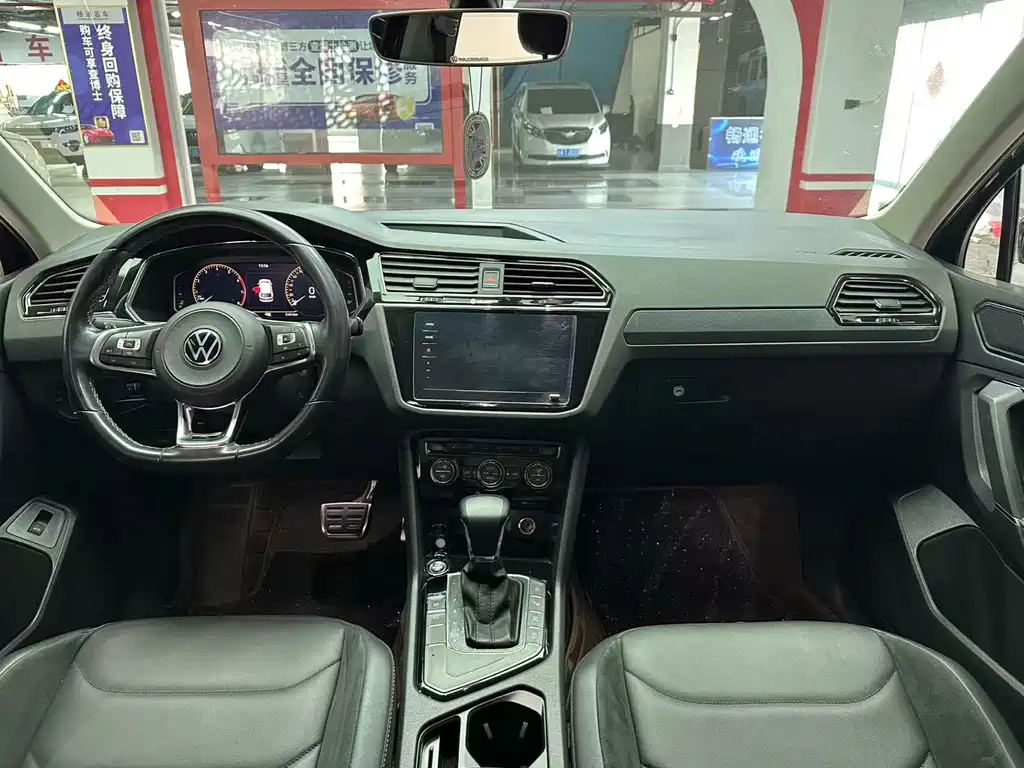Volkswagen Tiguan L 2021