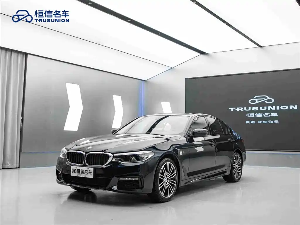 BMW 5 Series 2018 — фото 3