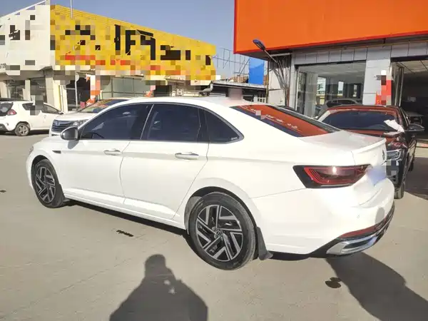 Volkswagen Sagitar 2023