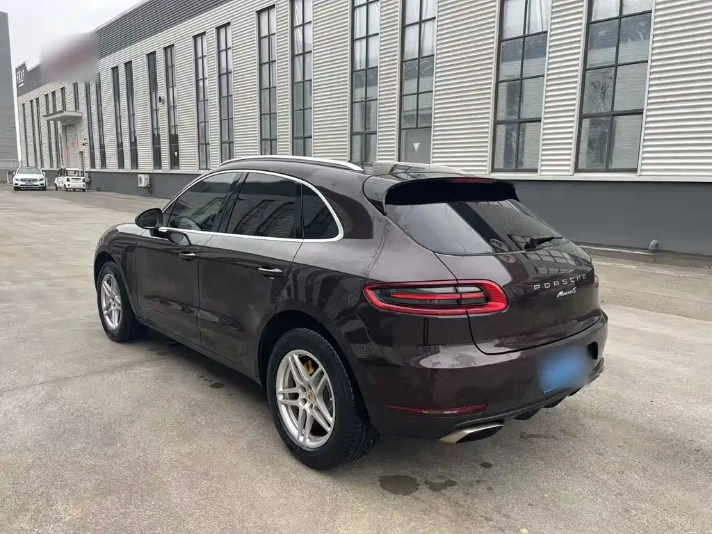 Porsche Macan 2016
