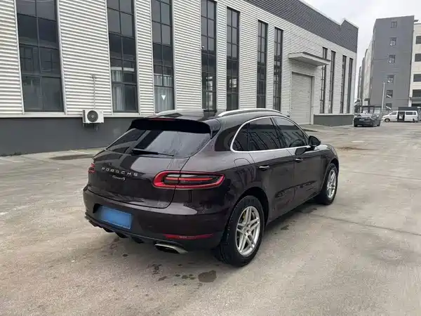 Porsche Macan 2016
