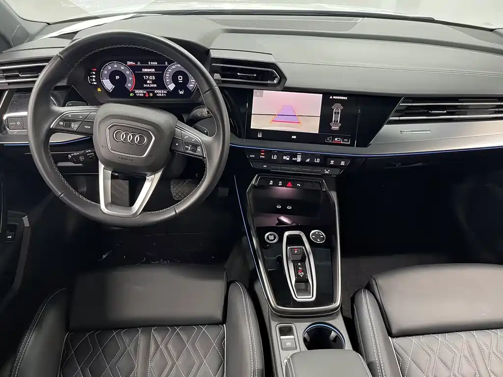 Audi A3 2025 — фото 10