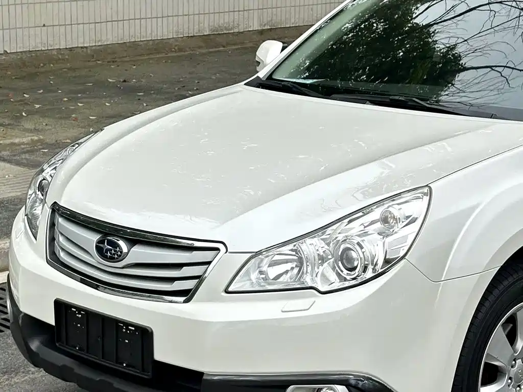 Subaru Outback 2011