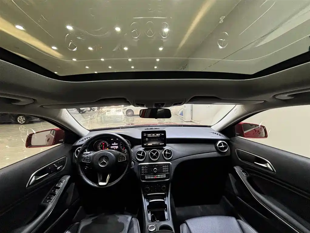 Mercedes-Benz GLA 2017