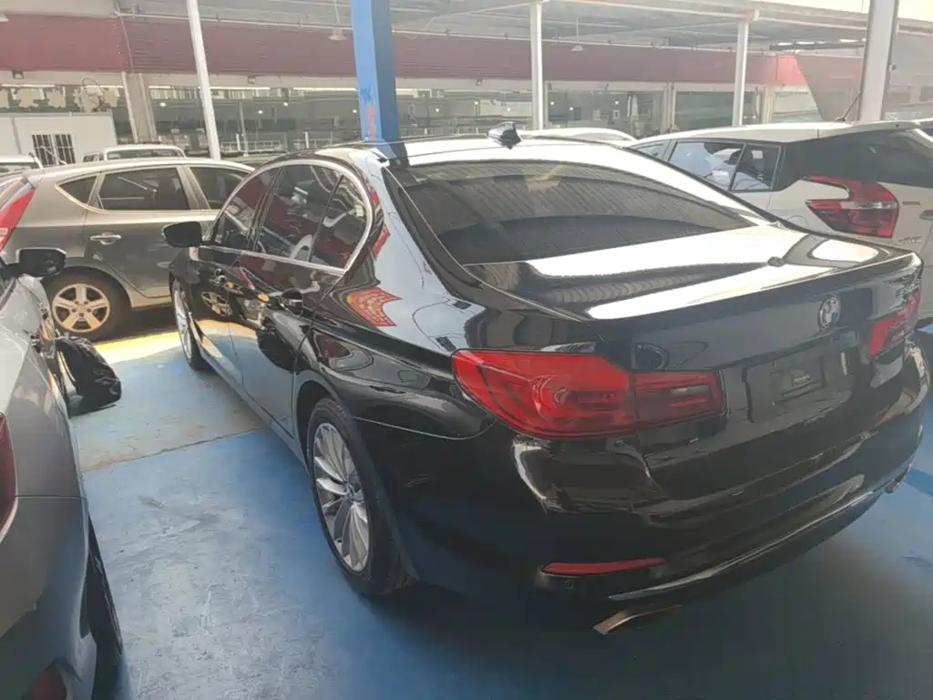 BMW 5 Series 2019