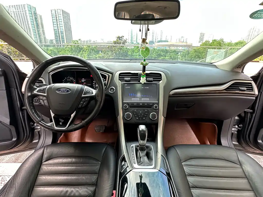 Ford Mondeo 2014 — фото 14