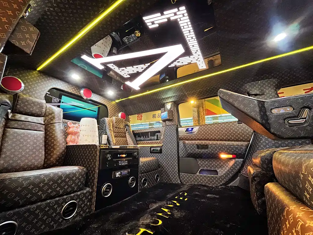 Hummer H2 2014 — фото 29