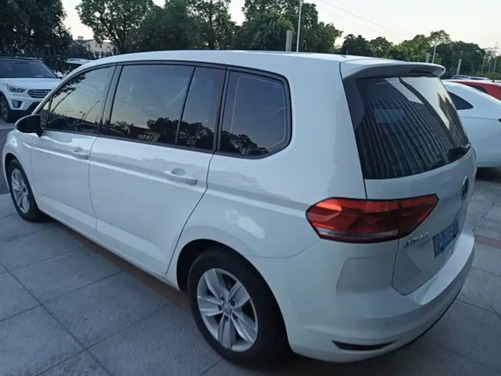 Volkswagen Touran 2017