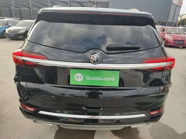 Buick Enclave 2021