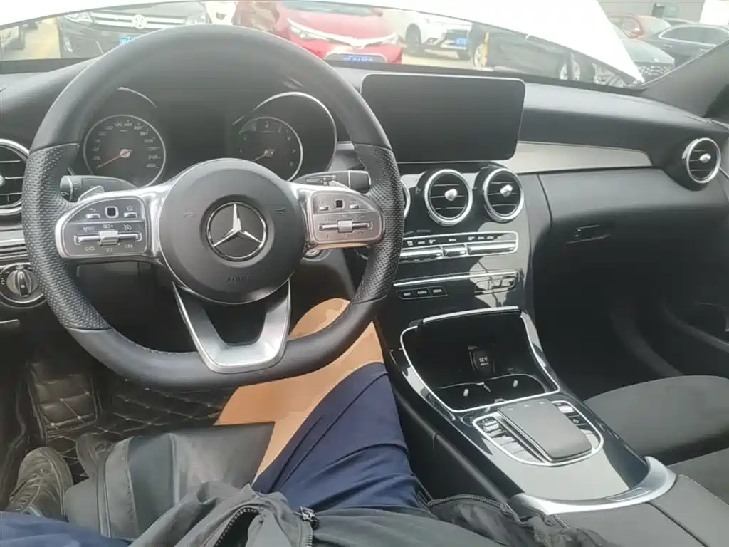 Mercedes-Benz C-Class 2019 — фото 10