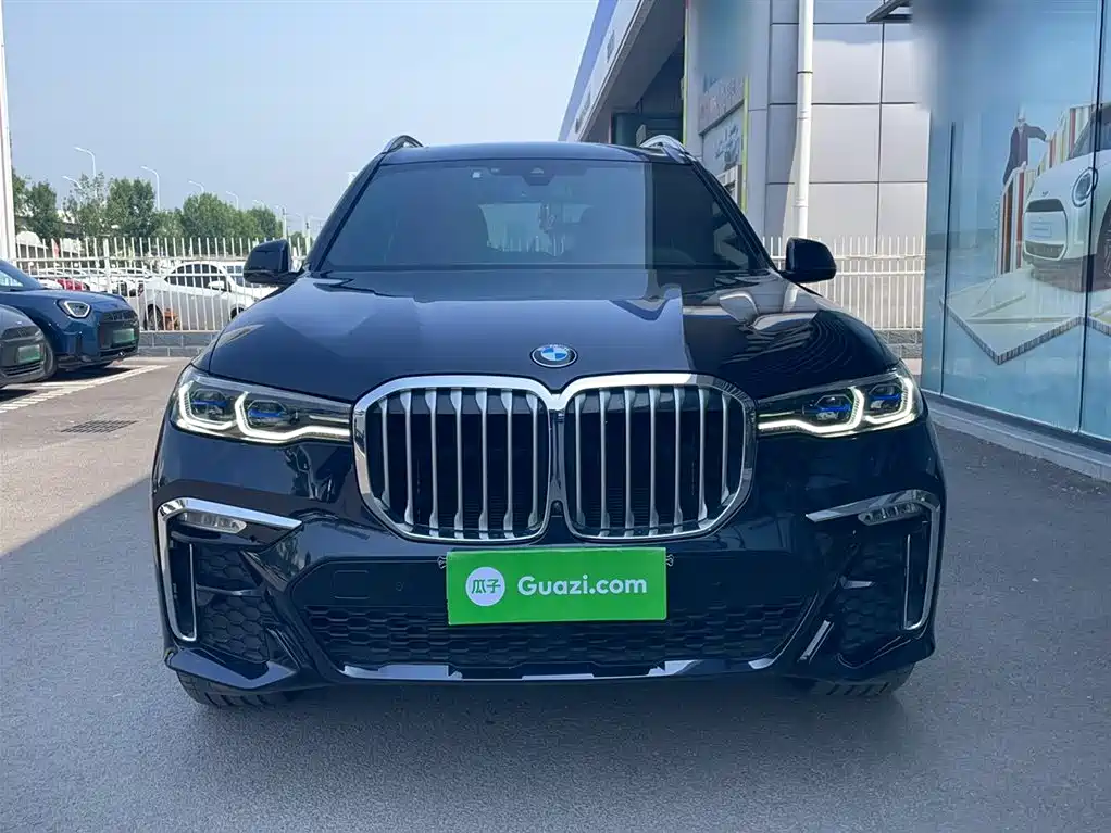 BMW X7 2022 — фото 3