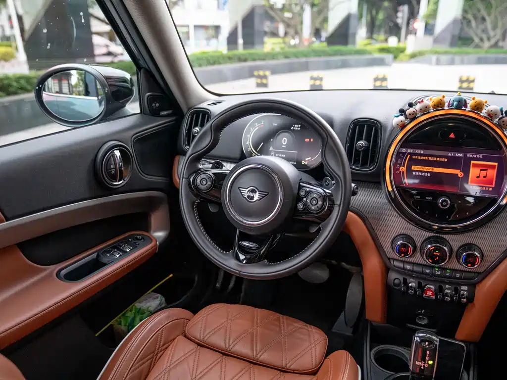 MINI Countryman 2020 — фото 19