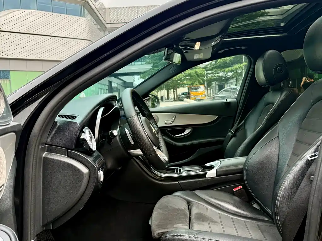 Mercedes-Benz C-Class 2019 — фото 11