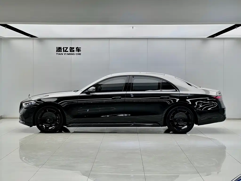 Mercedes-Benz S-Class 2021