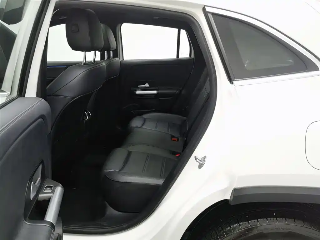 Mercedes-Benz GLA 2022 — фото 15