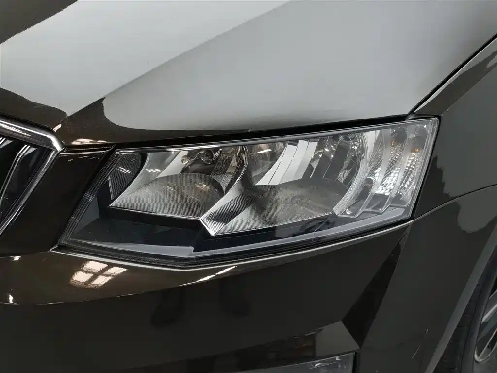 Skoda Octavia 2017 — фото 7