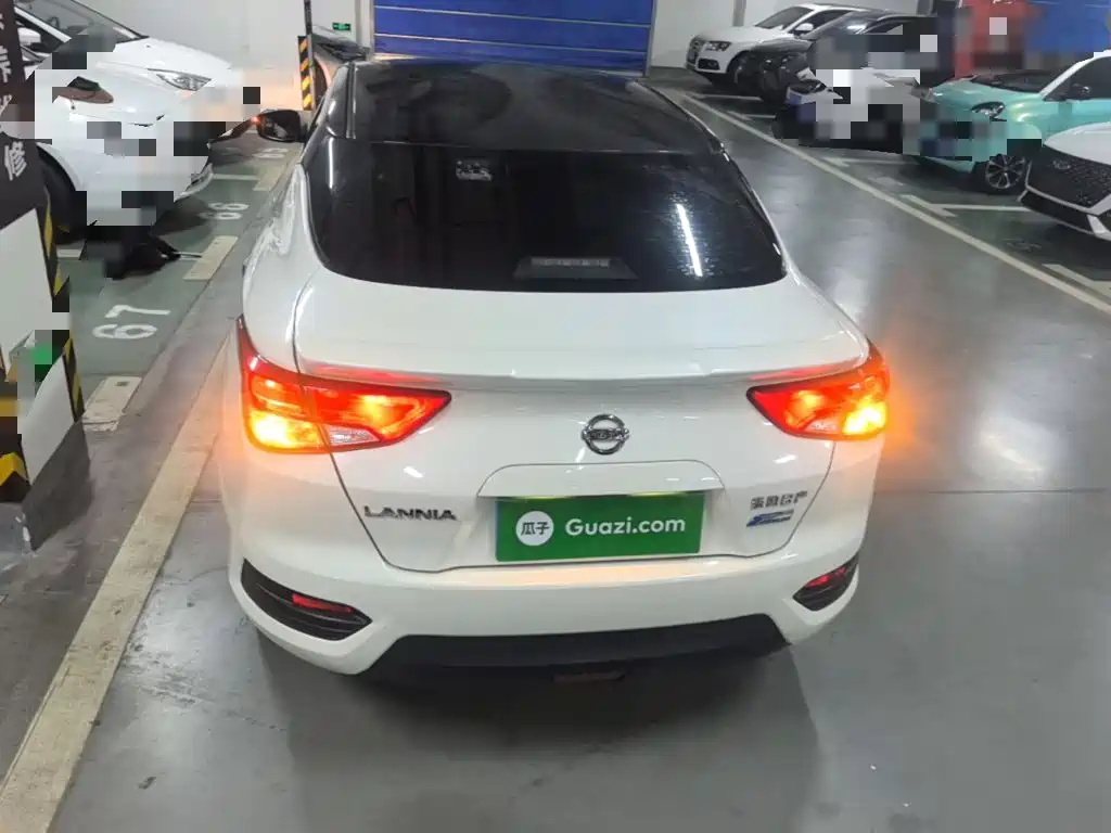Nissan Bluebird 2019