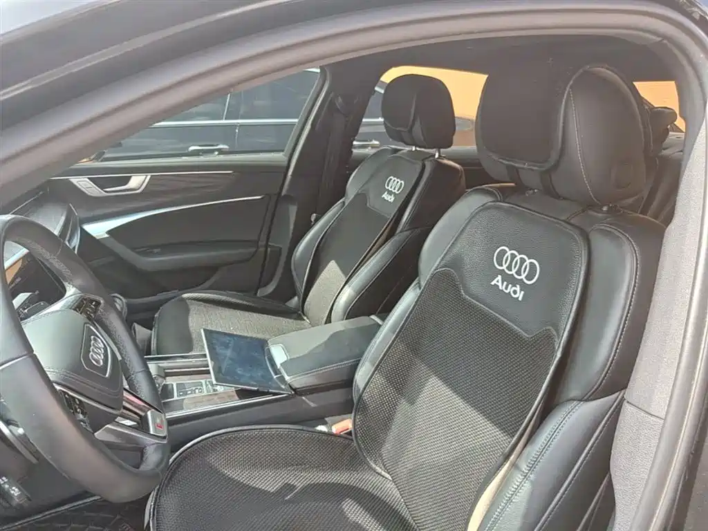 Audi A6L 2023 — фото 15