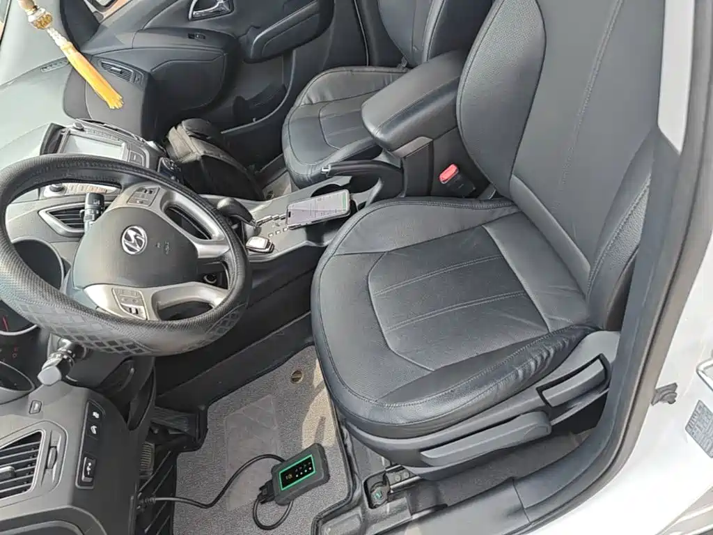 Hyundai ix35 2014 — фото 15