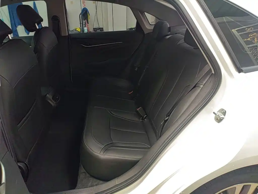 Buick Excelle 2019 — фото 17