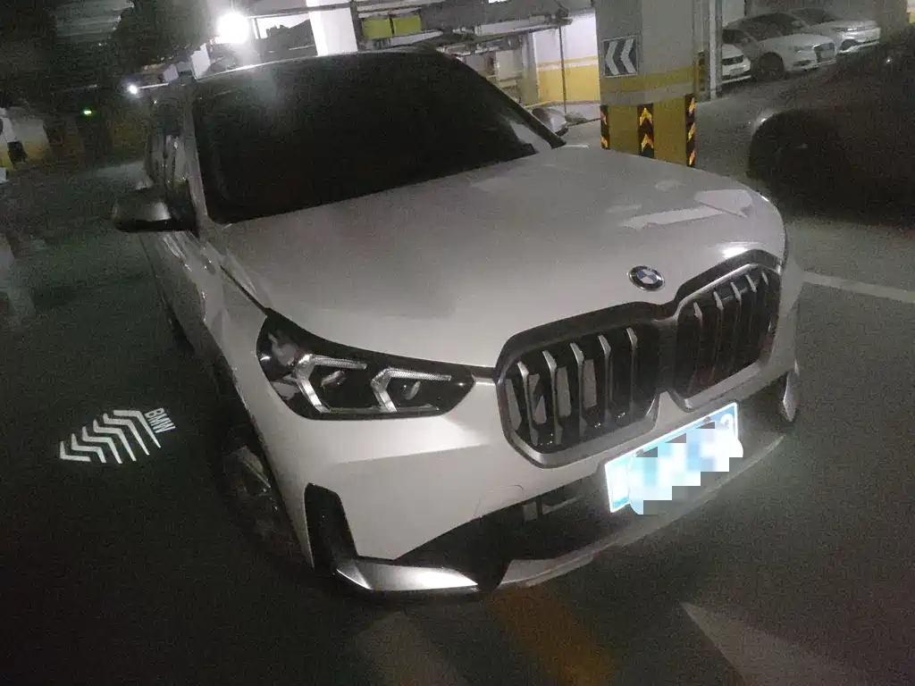 BMW X1 2023 — фото 3