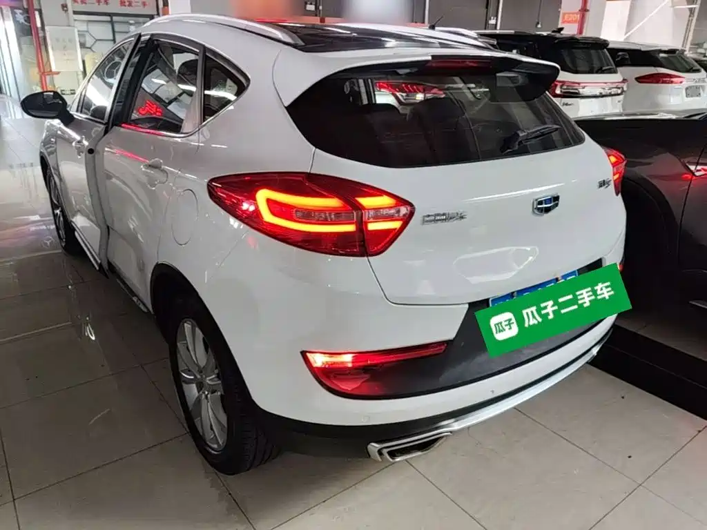 Geely Emgrand GS 2018 — фото 5