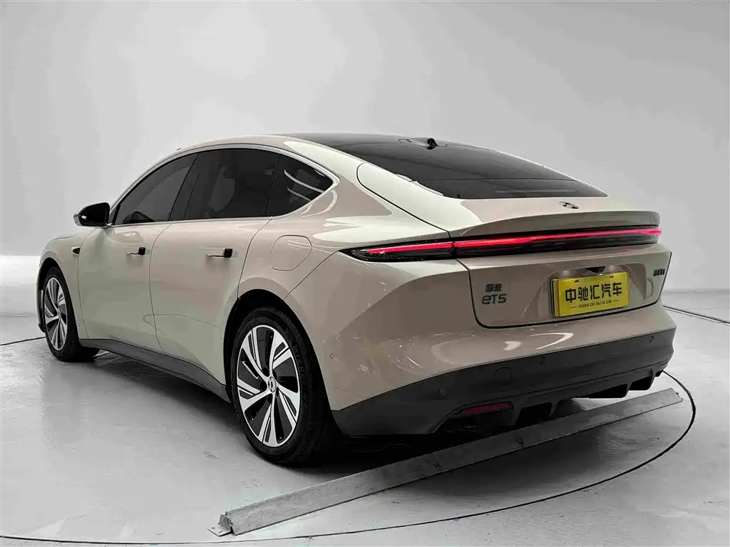 NIO ET5 2023