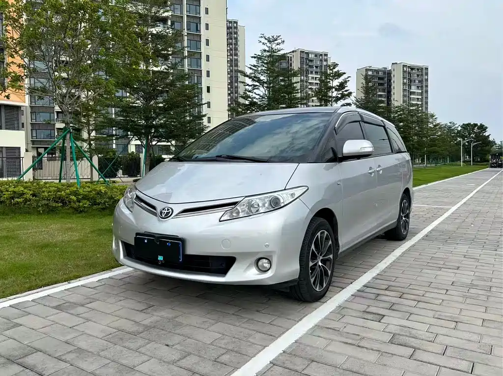 Toyota Previa 2013
