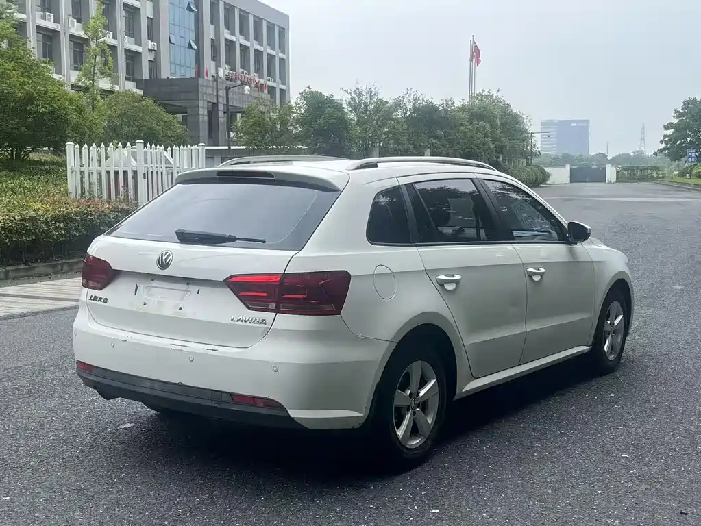 Volkswagen Gran Lavida 2014