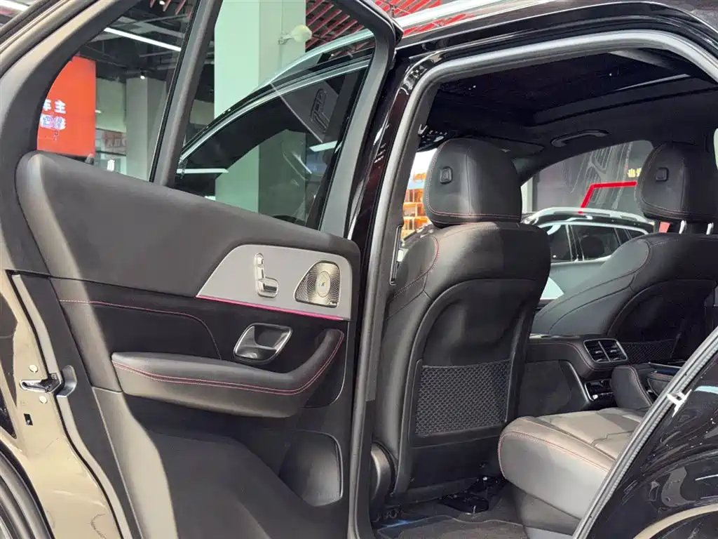 Mercedes-Benz GLE AMG 2025 — фото 19