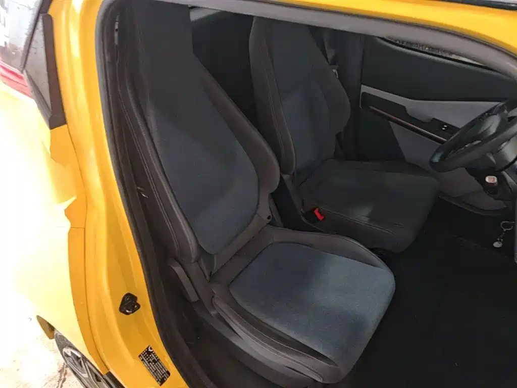 Wuling Nano EV 2022 — фото 24