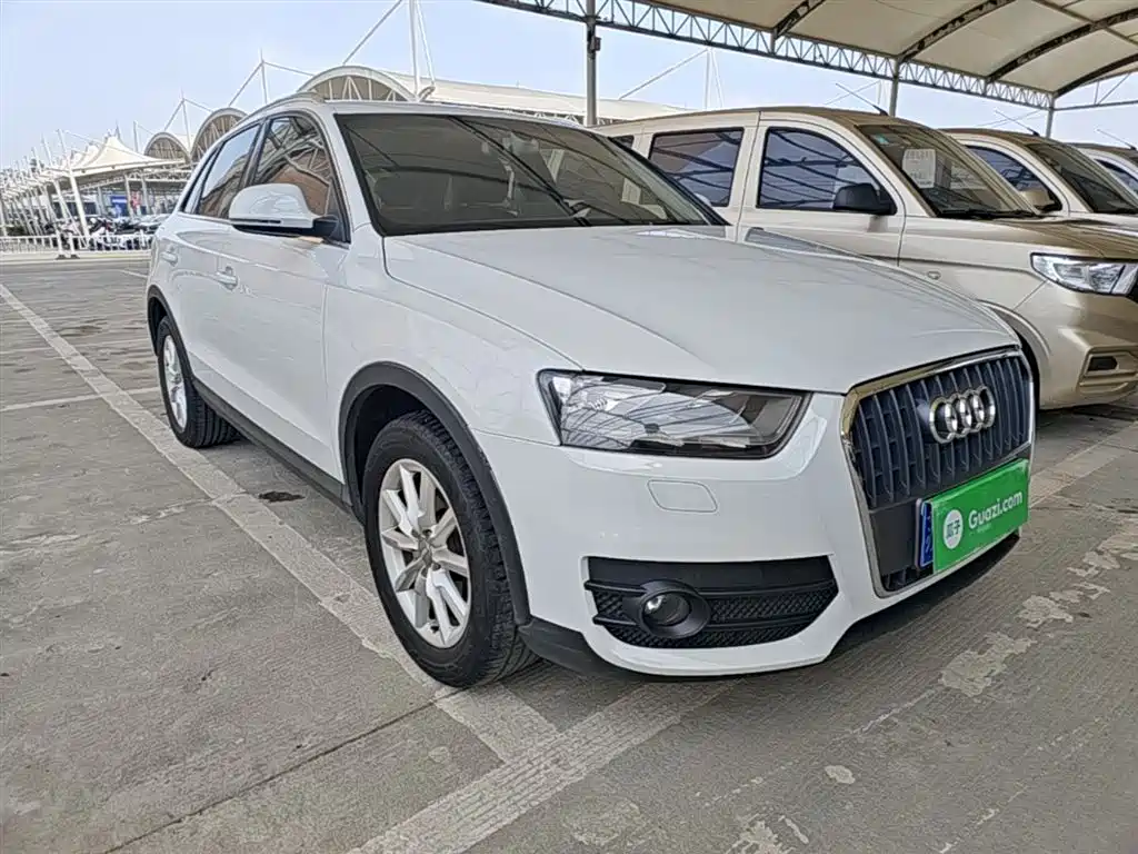 Audi Q3 2015 — фото 4