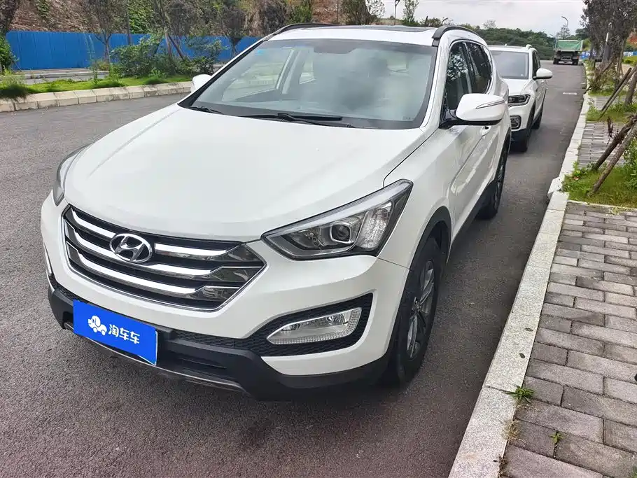 Hyundai Santa Fe 2013
