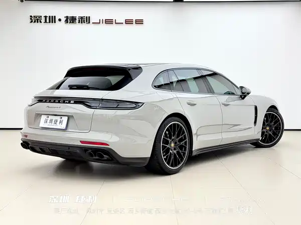 Porsche Panamera 2024