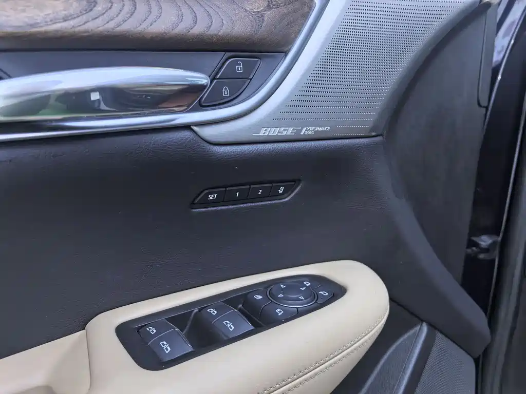 Cadillac XT5 2021 — фото 10