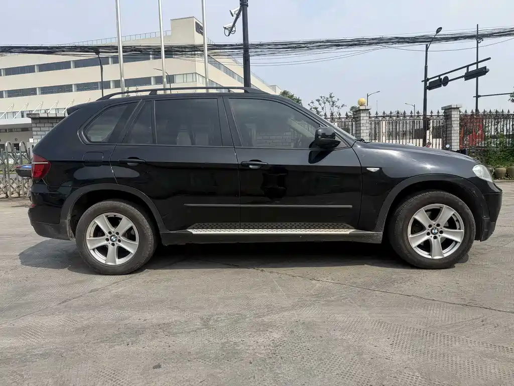BMW X5 2011